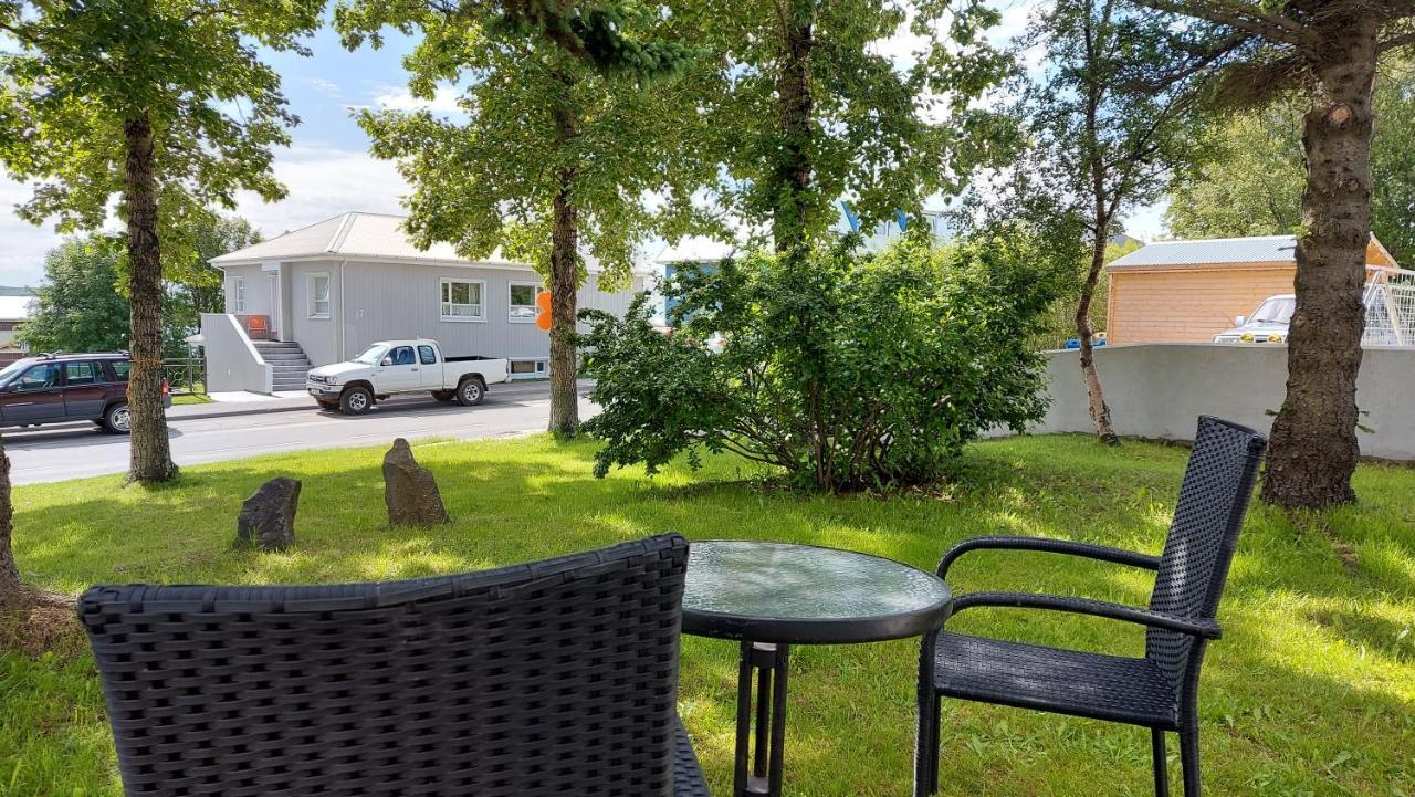 B&B Rooms Husavik 3 Ngoại thất bức ảnh