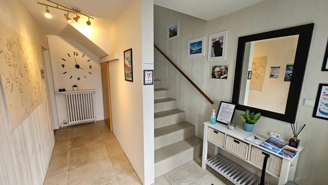 B&B Rooms Husavik 3 Ngoại thất bức ảnh